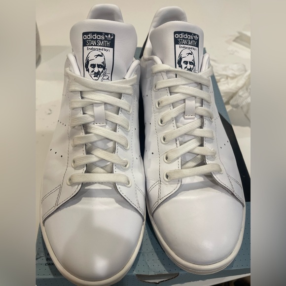 Adidas Men’s 11.5 Original Stan Smith Sneaker - Picture 3 of 5